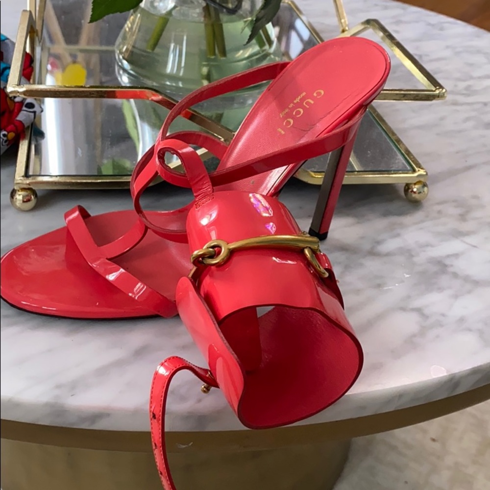 Selling Gucci Ursula